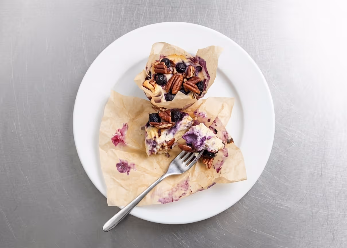 Proteinové borůvkové muffiny s pekanovými ořechy