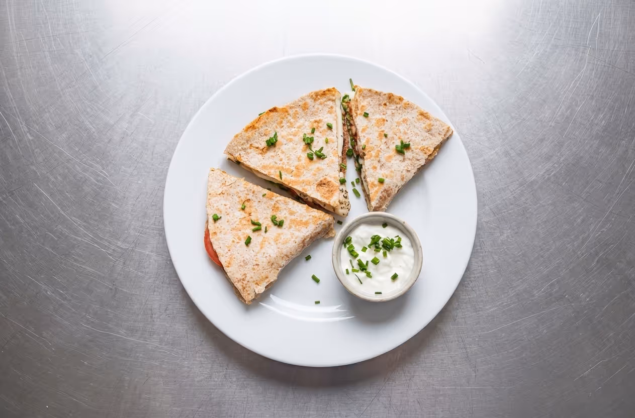 Quesadilla caprese
