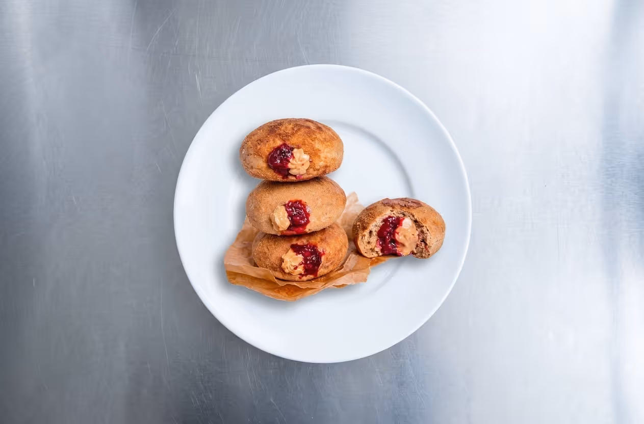 PB&J pečené koblihy