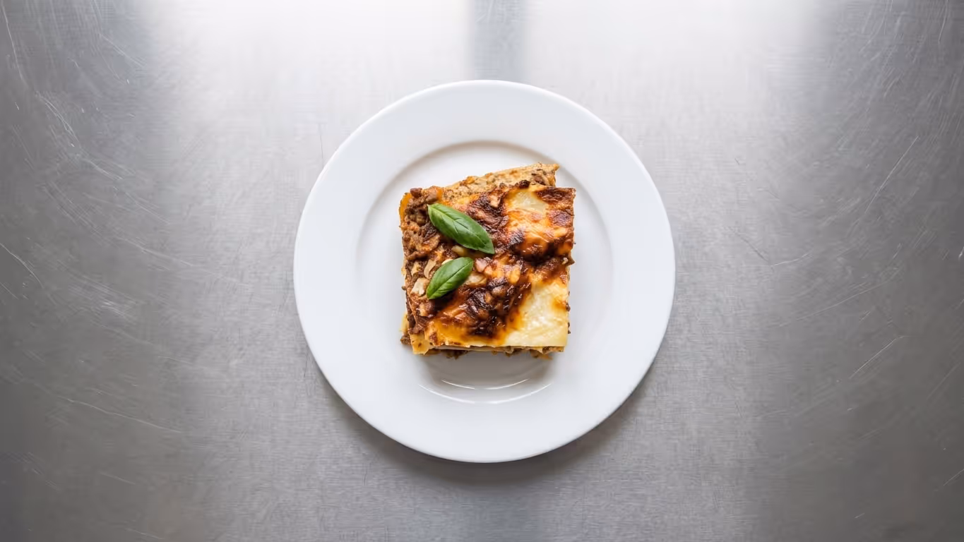 Boloňské lasagne s cottage bešamelem